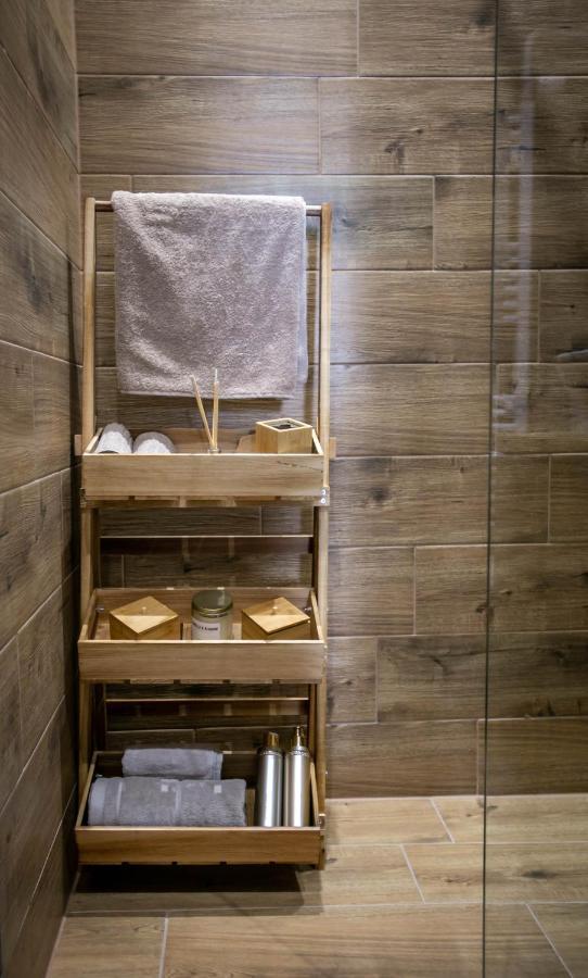 Apartman Paola สลาวอนสกีบรอด ภายนอก รูปภาพ